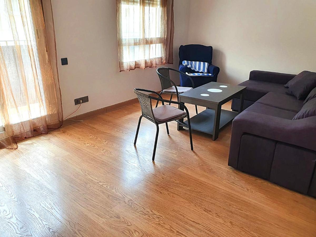 Apartamento Newly Renovated Two Bedrooms In Marina *