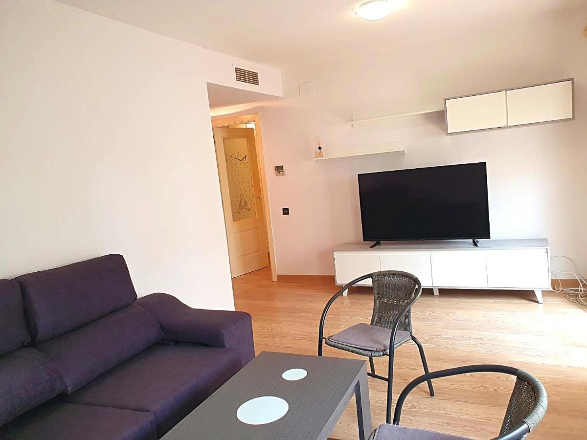 Apartamento Newly Renovated Two Bedrooms In Marina